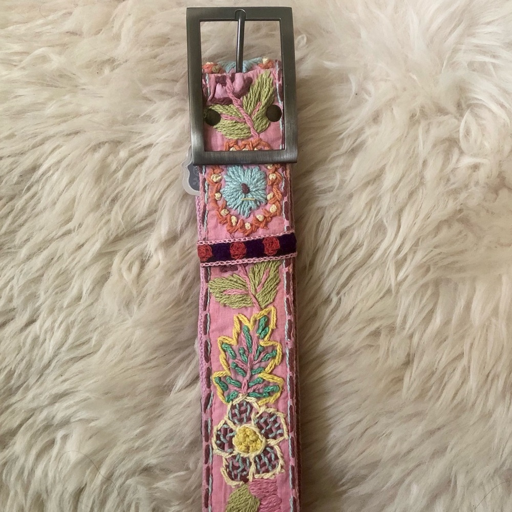 Coco + Carmen floral embroidered belt